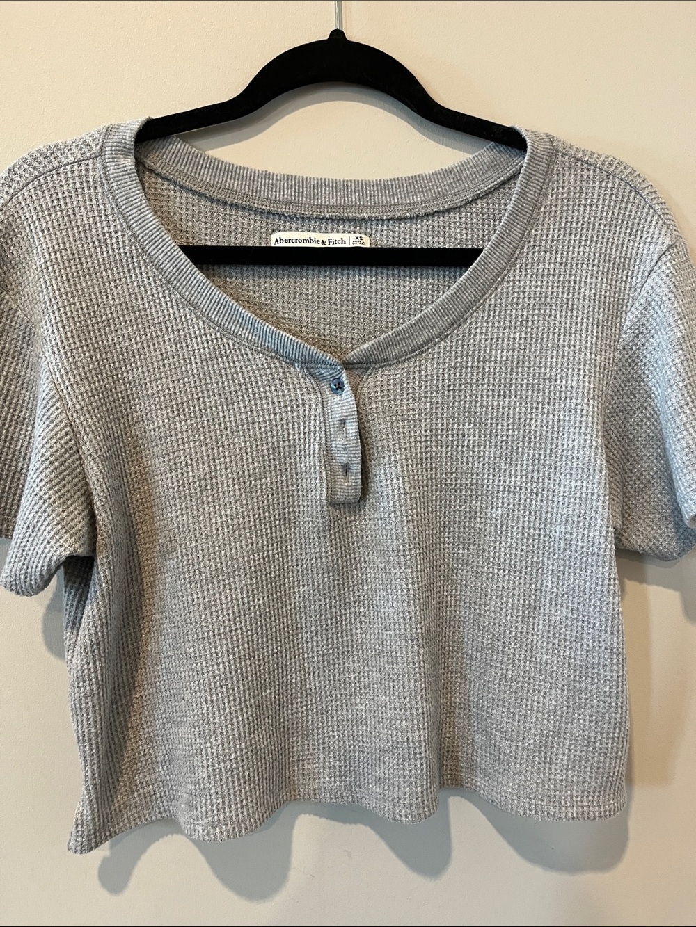 Abercrombie & Fitch Light Gray Waffle Henley Crop Top